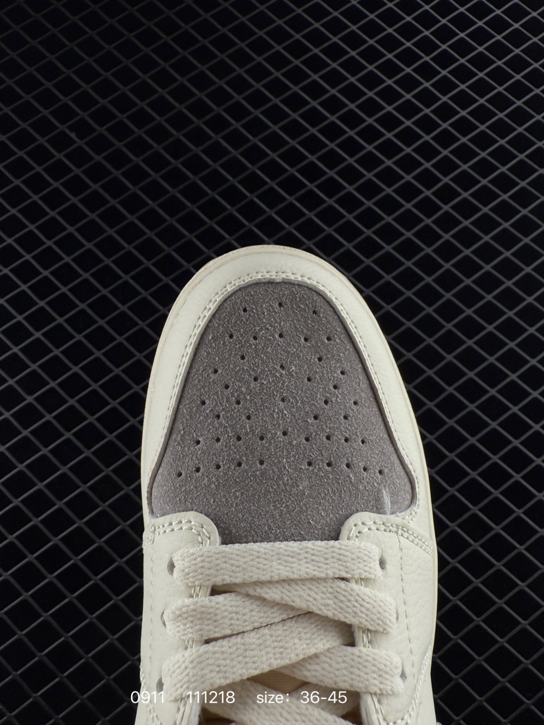 Nike Air Jordan 1 Retro High OG”Black/White“